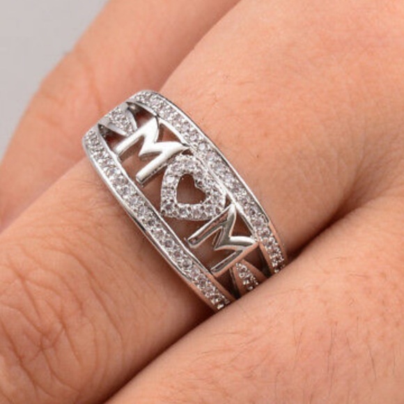 Jewelry - NEW Elegant Mother 925 Silver White Sapphire Ring